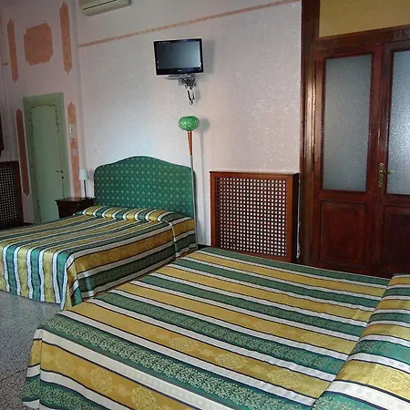 Hotel Lion Morosini Palace