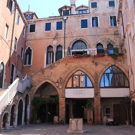 Hotell Lion Morosini Palace
