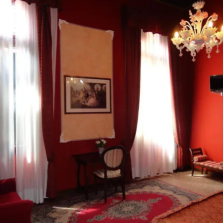 Lion Morosini Palace Hotell Venedig