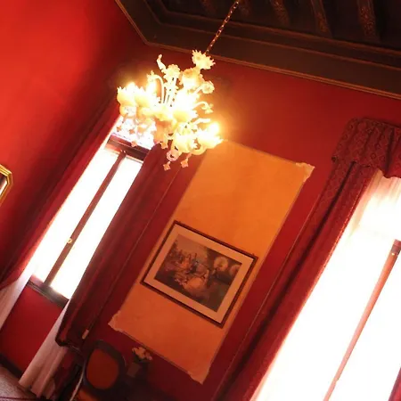 Lion Morosini Palace Venedig